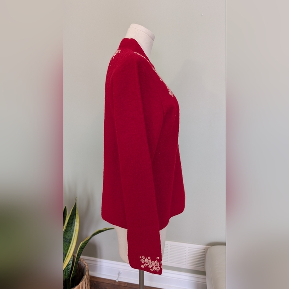 Vintage Appleseed's Women's Red Cardigan 100% Wool Embroidered Feminine Size M - Picture 2 of 14